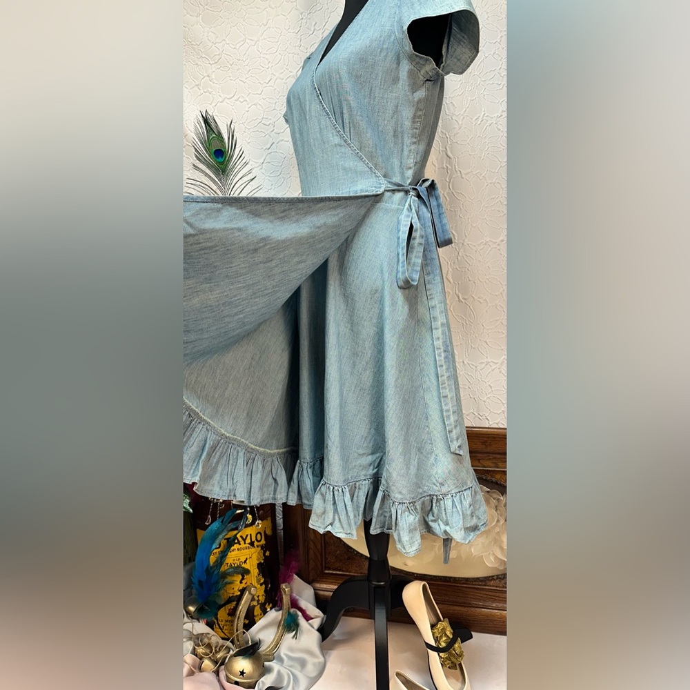 POLO Ralph Lauren🩵 Chambray Blue Wrap Midi Ruffle Tie Dress (10) - Picture 7 of 16